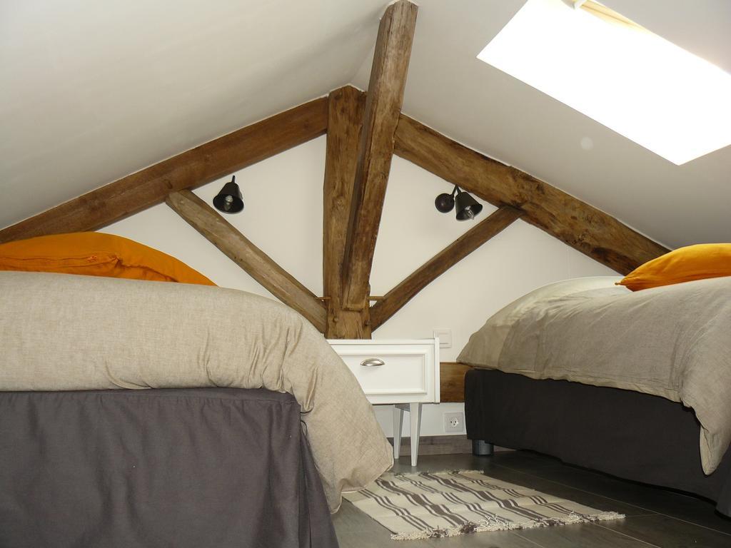 Les 2 Madeleine Bed & Breakfast Saint-Saturnin-du-Bois Oda fotoğraf