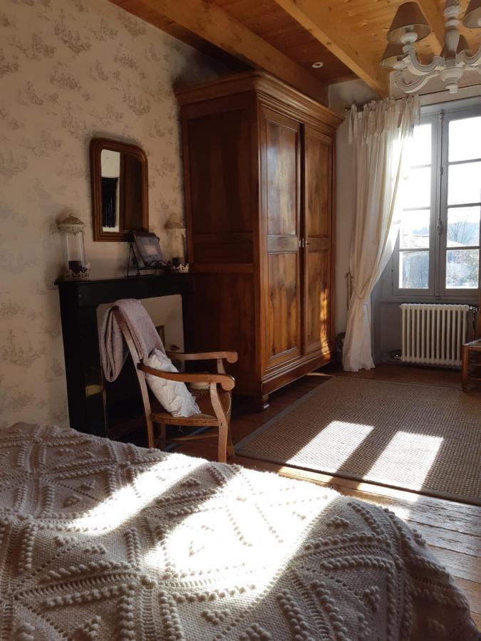 Les 2 Madeleine Bed & Breakfast Saint-Saturnin-du-Bois Dış mekan fotoğraf